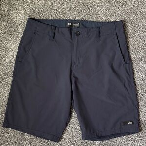 Oakley golf shorts